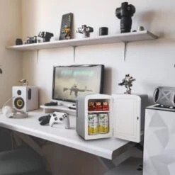 Blaupunkt 4L Mini Fridge -Coathr Shop 370510 blaupunkt mini fridge 4l 7